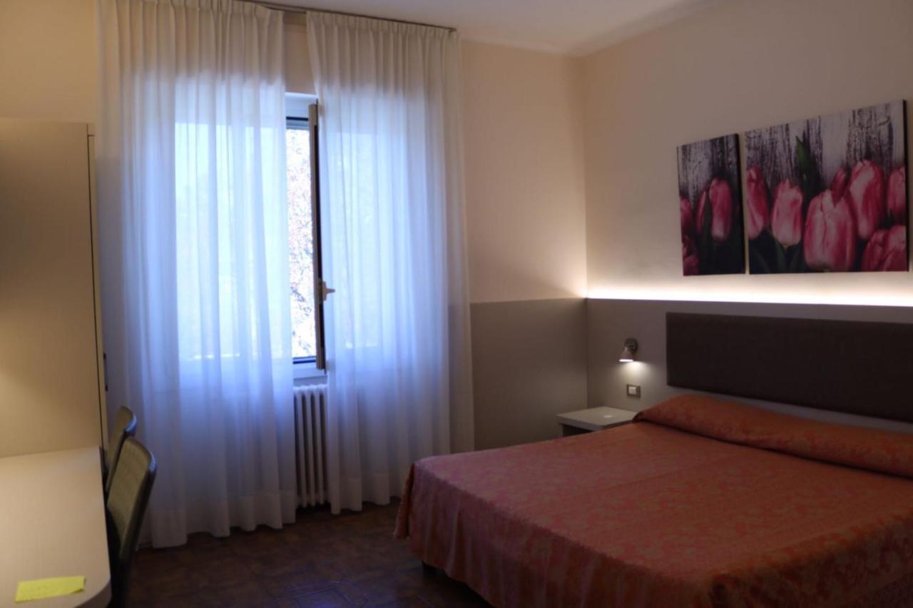 Dipendenza Aurora Daire Pavia Dış mekan fotoğraf