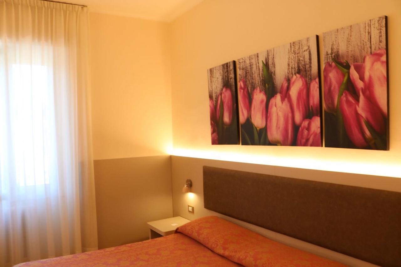 Dipendenza Aurora Daire Pavia Dış mekan fotoğraf
